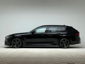 BMW 5-Series 530E M SPORT - Image 4
