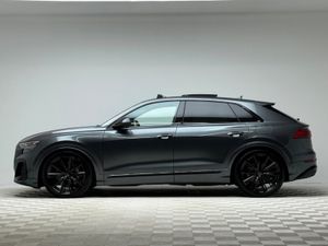 Audi Q8 55 TFSI E S LINE BLK ED 394HP QUATTRO *HUG - Image 4