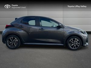 Toyota Yaris YARIS HYBRID LUNA SPORT - Image 3