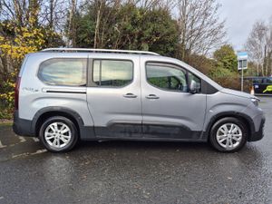 PEUGEOT RIFTER / 2022 / 1.5 DIESEL / MANUAL / WAV - Image 4