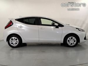 Toyota Aqua 1.5 PET HYBRID *LOW MILEAGE* - Image 2