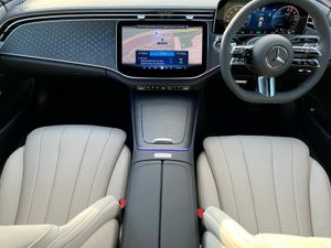 Mercedes-Benz E-Class E 300DE AMG Line Plus - Image 3