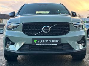 Volvo XC40 T4 RECHARGE PLUS - Image 3