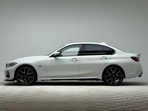 BMW 3-Series 330E M SPORT - Image 4