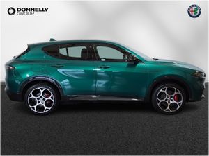 Alfa Romeo Tonale Hatchback Veloce - Image 4