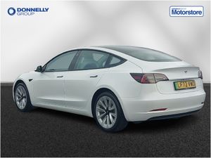 Tesla Model 3 Saloon Long Range - Image 3