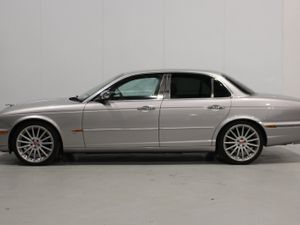 Jaguar XJ 2003 4.4 V8 - Image 4
