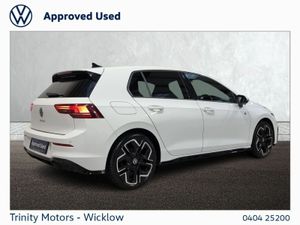 Volkswagen Golf ** R-LINE ** 1.5 TSI ** 150HP ** M - Image 3