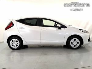 Toyota Aqua 1.5 PET HYBRID *LOW MILEAGE* - Image 2