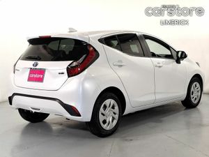 Toyota Aqua 1.5 PET HYBRID *LOW MILEAGE* - Image 3