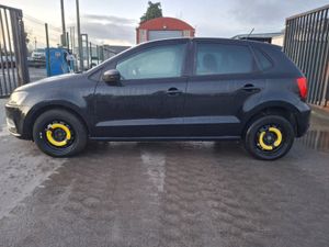 2017 Volkswagen Polo  1.2 Tsi  Manual - Image 4