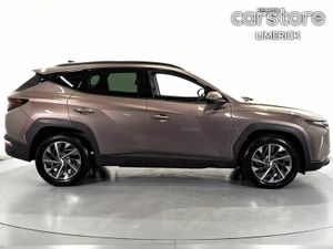 Hyundai Tucson Executive 5DR Diesel - Image 2