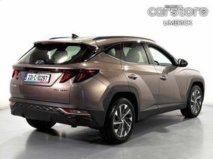 Hyundai Tucson Executive 5DR Diesel - Image 3