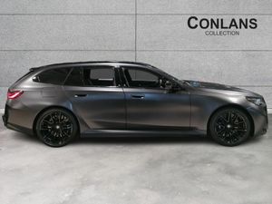 BMW M5 Touring - Image 3