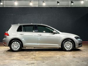 Volkswagen Golf EXTREMELY LOW MILEAGE - 1.2L TSI A - Image 3