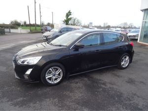 Ford Focus ZETEC 1.5 TDCI *low mileage* - Image 2
