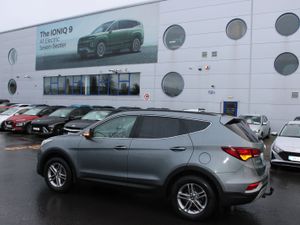 Hyundai Santa Fe 2018 - Image 2