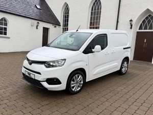2021 Toyota Proace City NO-VAT!! - Image 3