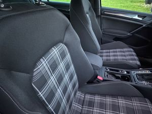 Volkswagen Golf 2018 GTD AUTO - Image 2