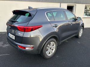 182 Kia Sportage Platinum 1.7 CRDI - Image 4