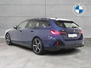 BMW i5 eDrive40 M Sport Pro Touring - Image 2
