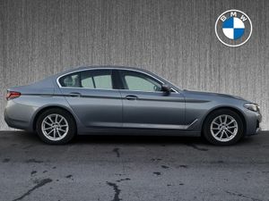 BMW 5-Series 520d SE (MHT) - Image 3