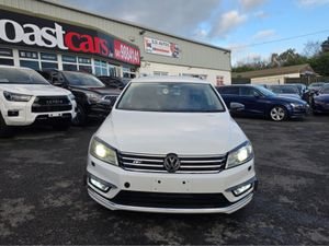 Volkswagen Passat 1.4 TSI AUTOMATIC ESTATE R-LINE - Image 3