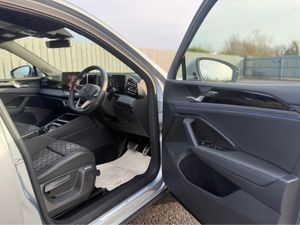 Volkswagen Tiguan R-LINE TDI S-A DSG - Image 4