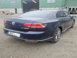 2015 volkswagen passat 2.0 rline 190bhp - Image 4
