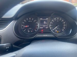 Skoda Octavia 1.6tdi manual - Image 4