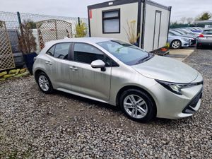 2021 Toyota Corolla  1.8 Hybrid NCT 07/27 - Image 4