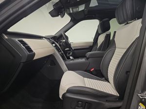 Land Rover Discovery Diesel Sw Dynamic HSE - Image 4
