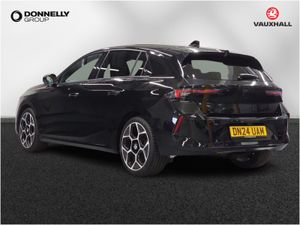 Vauxhall Astra Hatchback Ultimate - Image 3