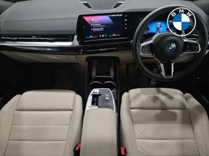 BMW iX2 eDrive20 M Sport - Image 4