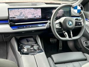 BMW 5-Series 530e M Sport Pro Saloon - Image 4