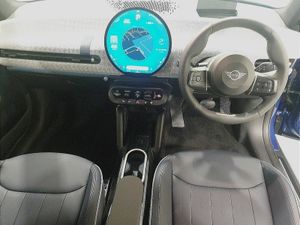 Mini Cooper Cooper SE - Image 4