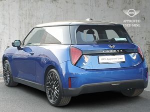 Mini Cooper Cooper E - Image 2