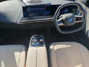 BMW iX xDrive40 Sport - Image 4