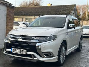 Mitsubishi Outlander 2019 2.4 Plug In Hybrid - Image 4