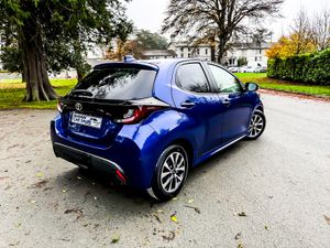 2020 Toyota Yaris 1 litre Petrol Auto Luna Sport - Image 3