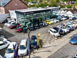 2018 VW Polo 1.0L AUTO NEW MODEL 63,000KMS AS NEW - Image 3