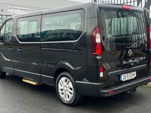 Renault Trafic 9 Seat 170hp auto Sport - Image 3