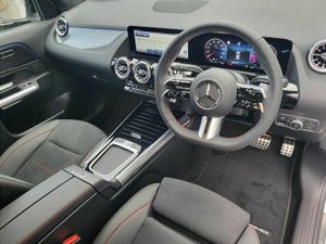 Mercedes-Benz GLA GLA200d AMG LINE PLUS AUTO *(NIG - Image 2