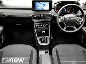 Dacia Sandero Stepway Journey TCe 90 CVT NBI AUTO - Image 2