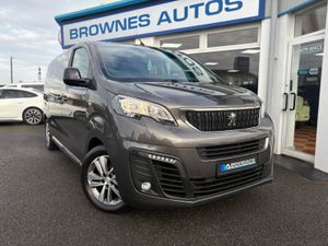 2022 Peugeot Traveller  8 seater - Image 4