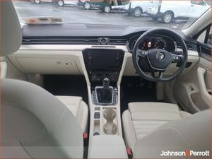 Volkswagen Passat 2.0 TDI 150HP 18" wheels Highlin - Image 4