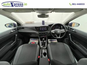 Volkswagen Polo 1.0 TSI Automatic, Reversing camer - Image 2