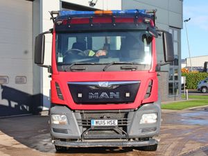 2015 (15) MAN 6X4 HOOKLOADER DRAWBAR SPEC (EURO 6) - Image 3