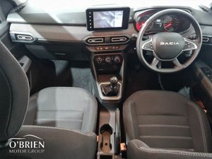 Dacia Sandero Expression TCe 90 5Sp GSR2 - Image 2