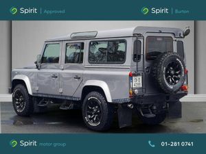 Land Rover Defender 110 Sation Wagon - Image 2